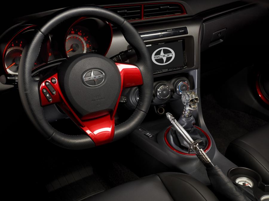 Панель приборов Scion tC x Slayer Mobile Amp 2014 года  (фото 13 из 13)